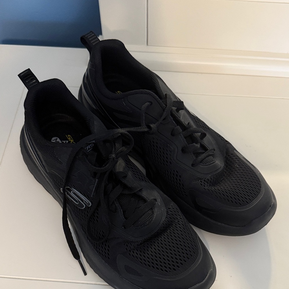 Skechers Men's Black Athletic Shoes
